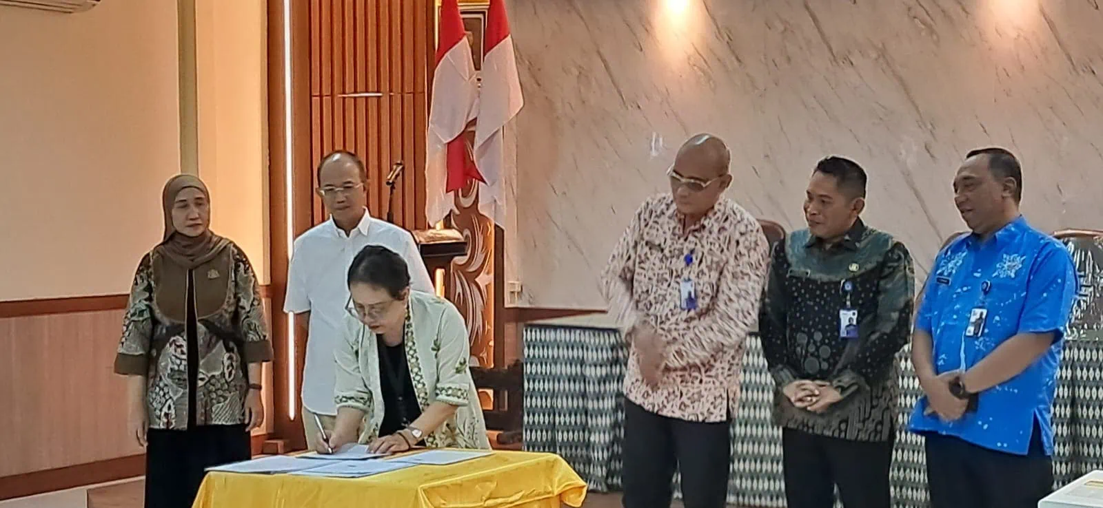 Save the Children Indonesia Gandeng Disnakertrans dan KADIN Jawa Timur Kembangkan Layanan Pengasuhan Anak di Lingkungan Kerja